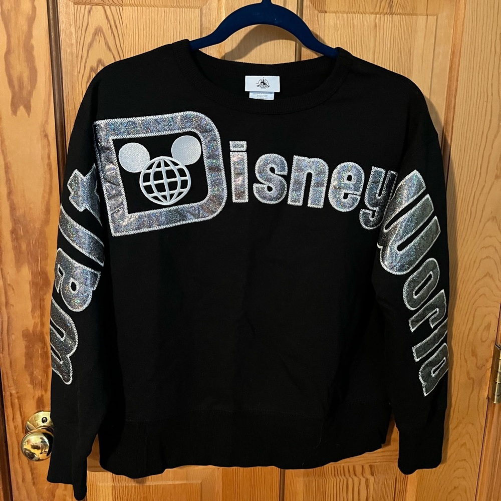 Black Disney World pullover (2020)